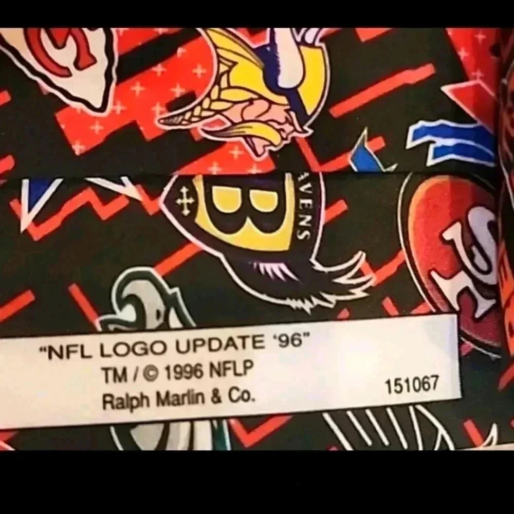 VTG 1996 Ralph Marlin NFL Logo Update Men's Necktie Novelty Football Collage